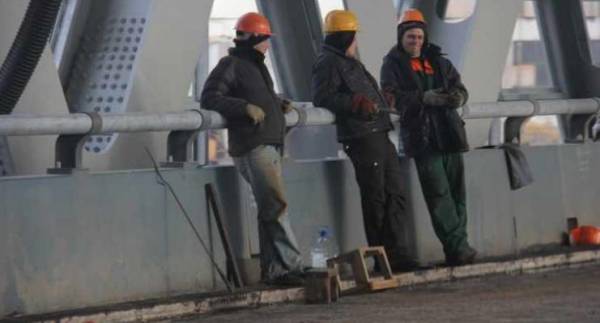 Первый в России автодорожный мост из алюминия построят в Нижегородской области. Вес конструкции составит всего 200 тонн