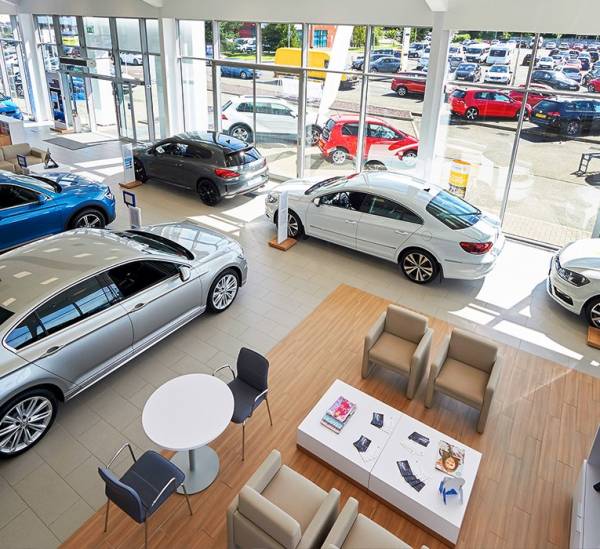 Будет больше довольных клиентов: ГИБДД убеждают дилеров регистрировать продаваемые автомобили