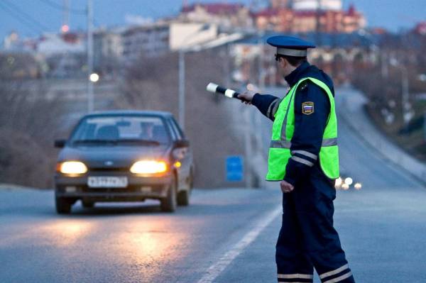 ГИБДД: «Массовые проверки на трезвость ожидают водителей на всех автодорогах России»