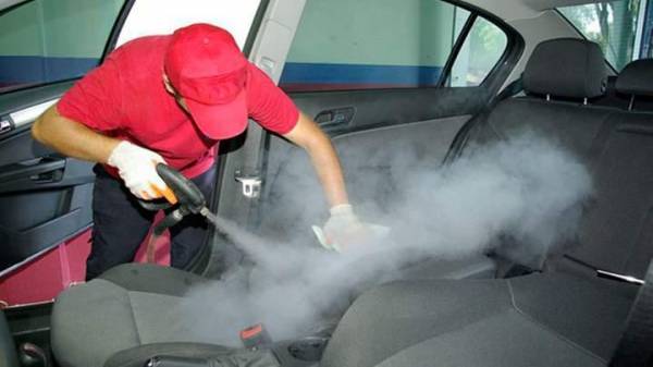 Как победить запах в салоне автомобиля-"утопленника": действенные лайфхаки