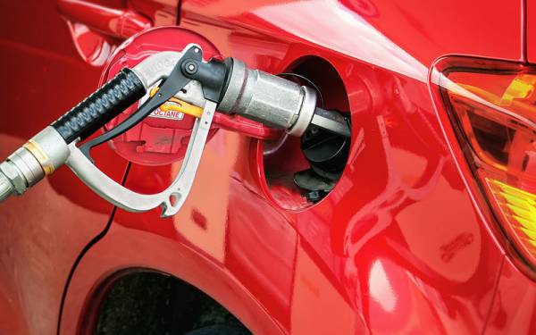 Какое оно, топливо будущего для "зеленых" автомобилей: водород, газ, электричество либо что-то другое
