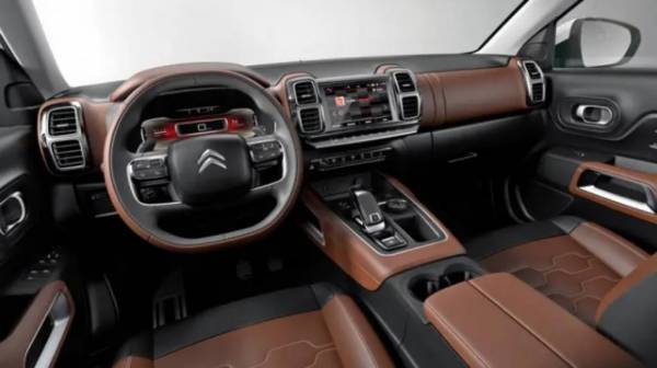 Обновленные кроссоверы Citroën C5 Aircross: новинка скоро поступит в Россию