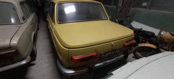 «Капсулы времени»: в Болгарии продаются почти новые автомобили советской эпохи из музея