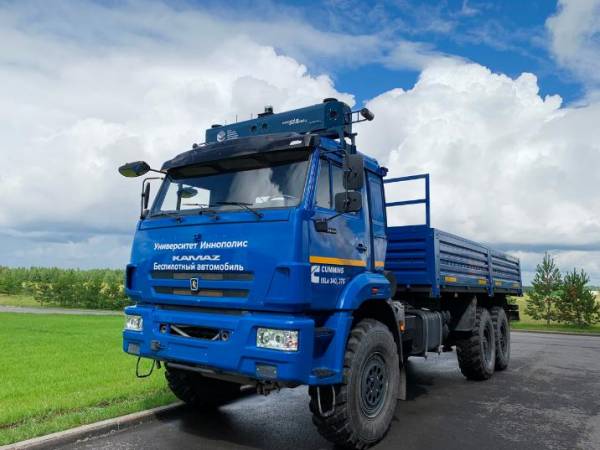 Тесты беспилотных российских грузовиков: КамАЗ проведет испытания на трассее М-11 «Нева»