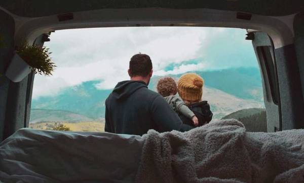 Комфорт, экономия, сближение: почему и чем так выгодно семейное путешествие на автодоме
