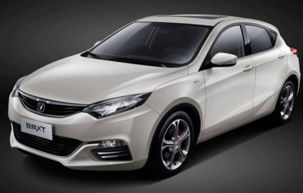 На подходе - бюджетный седан: Китай приготовил для поставки в РФ новый автомобиль Changan Eado