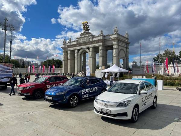 Минприроды Российской Федерации: отныне ведомство будут обслуживать электромобили модели Evolute i-Pro липецкого производства